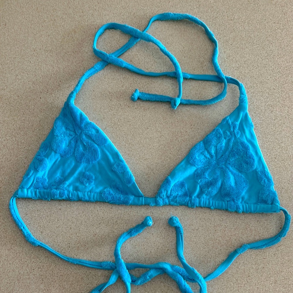 Frankie’s bikini top